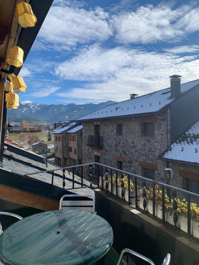 Atico Con Encanto En Bellver De Cerdanya Daire Dış mekan fotoğraf