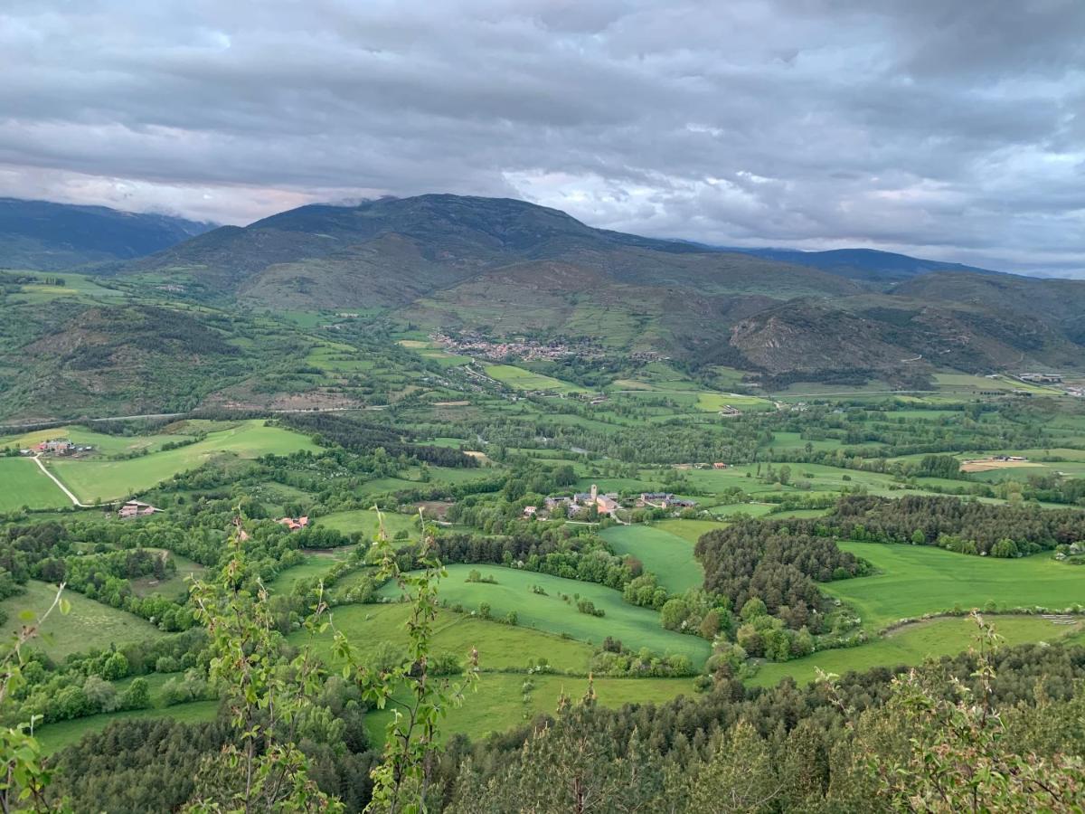 Atico Con Encanto En Bellver De Cerdanya Daire Dış mekan fotoğraf