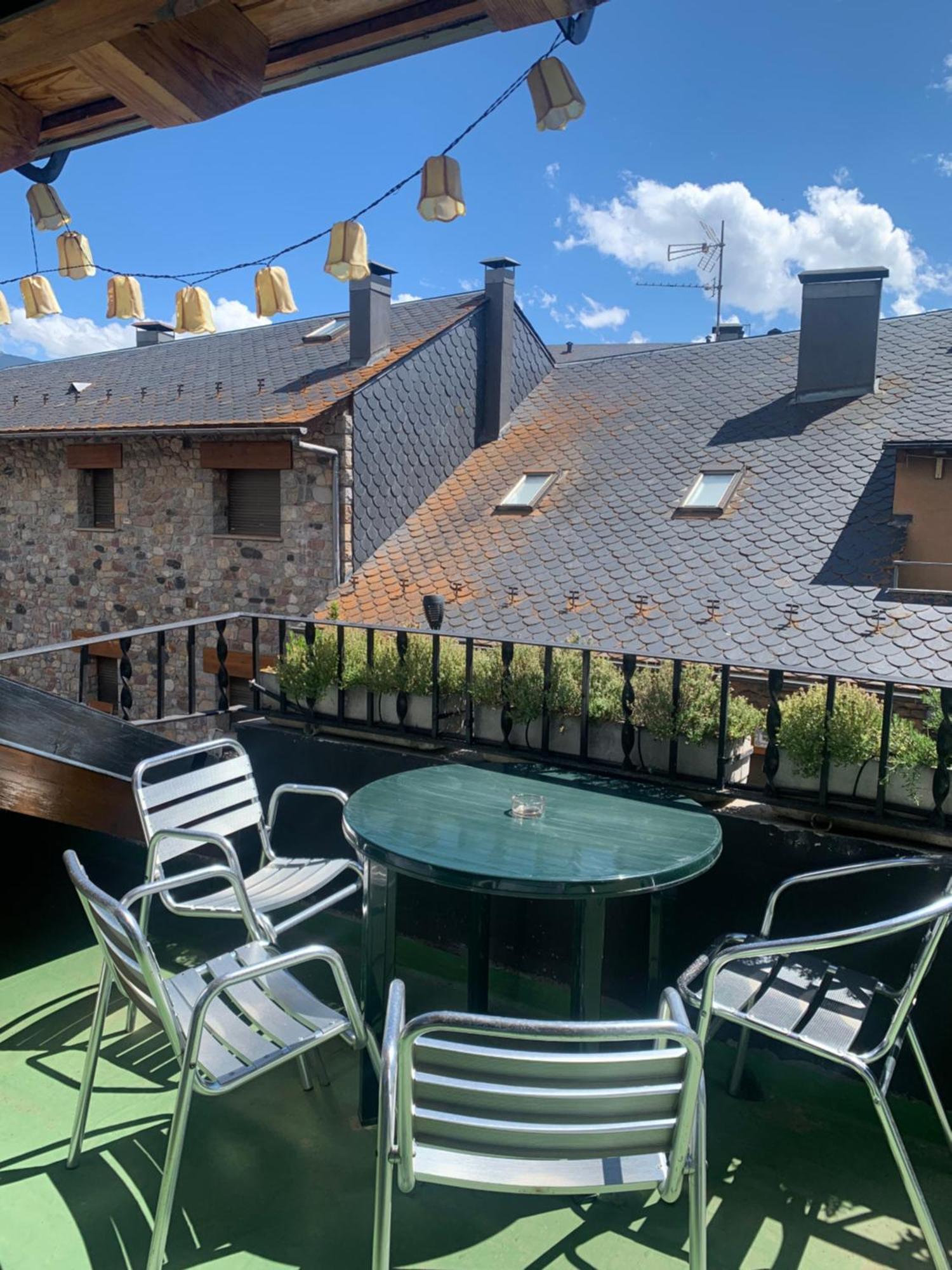 Atico Con Encanto En Bellver De Cerdanya Daire Dış mekan fotoğraf