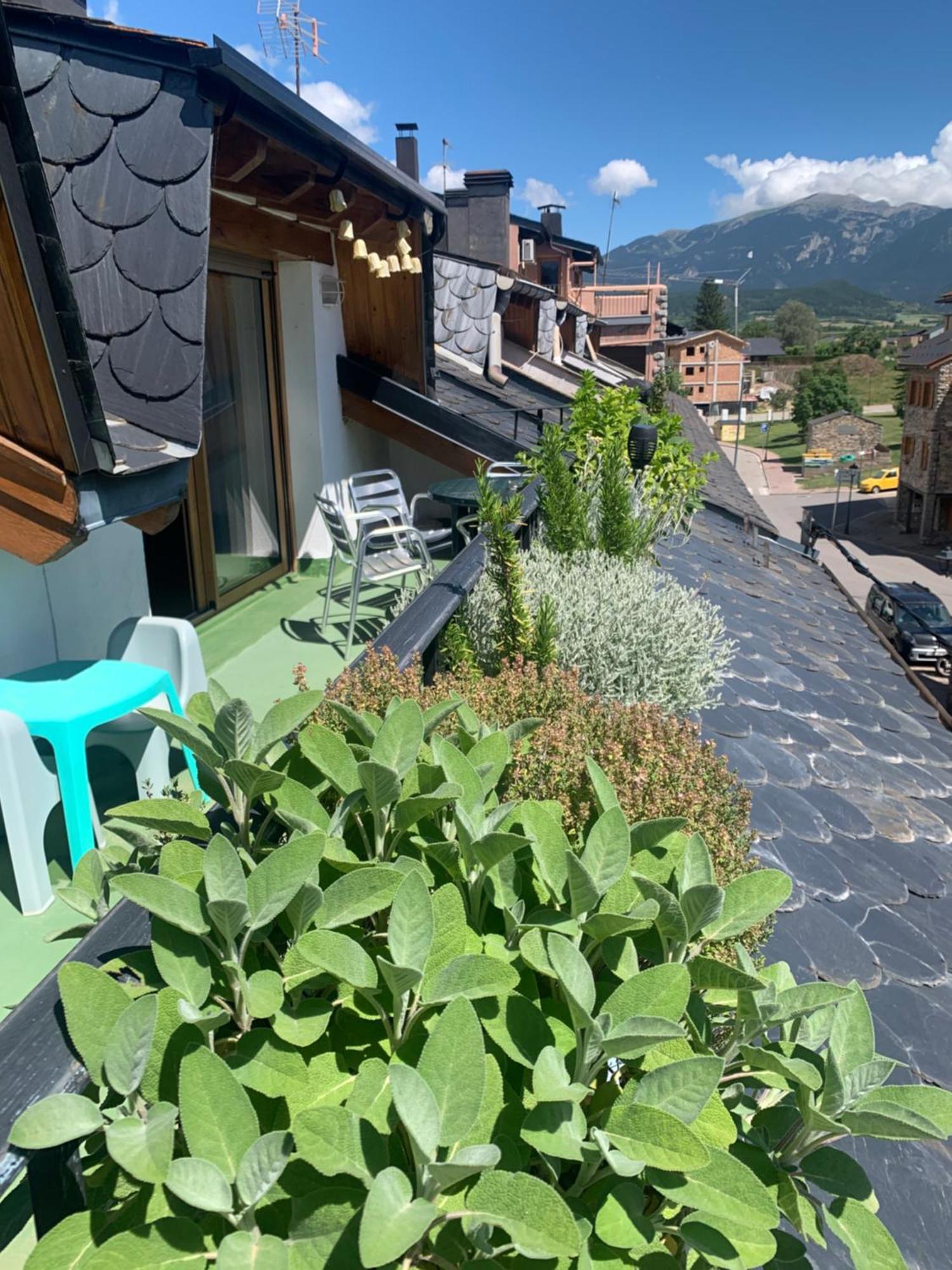 Atico Con Encanto En Bellver De Cerdanya Daire Dış mekan fotoğraf